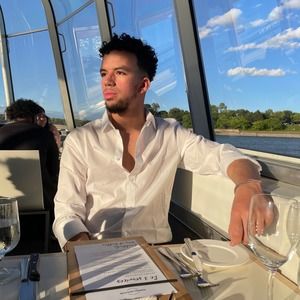 Meet your Posher, Ismail